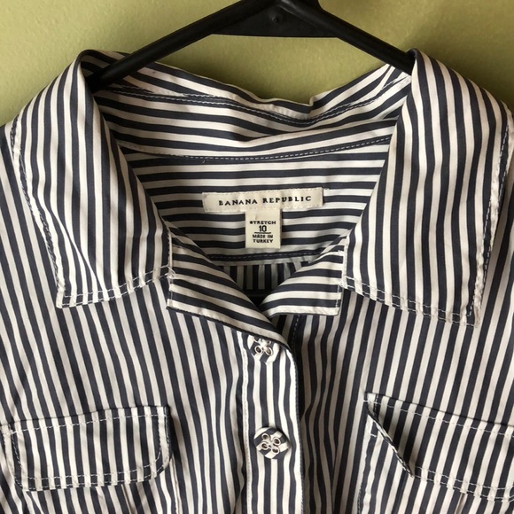 Striped Banana Republic dress. - Picture 5 of 5